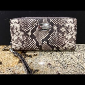 Michael Kors wallet